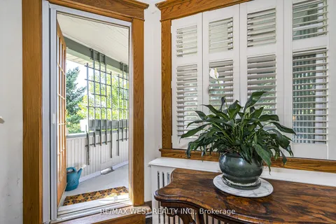 9A Humewood Drive, ON M6C 1C9