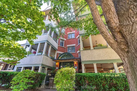 9B Humewood Drive, ON M6C 1C9