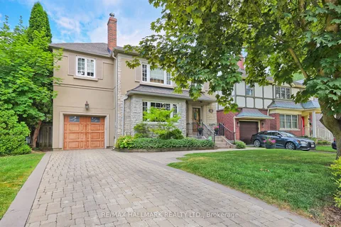 4 Rykert Crescent, ON M4G 2S9