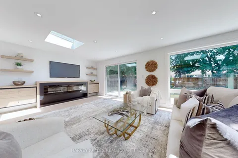 29 Parmbelle Crescent, ON M3A 3G5