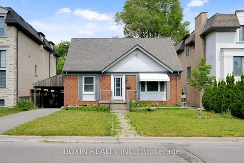 17 Calvin Avenue, ON M2N 5E4