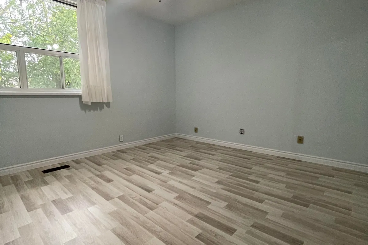 75 Stormont Avenue, ON M5N 2C3