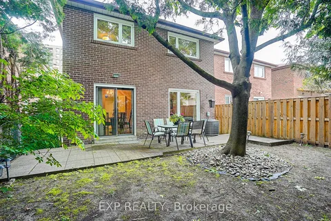 4458 Bathurst Street, ON M3H 3S2