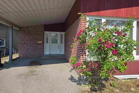 37 Bessarion Road, ON M2K 1H8