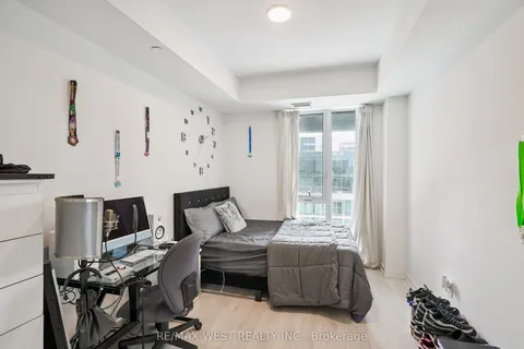 225 Sumach Street, ON M5A 0P8