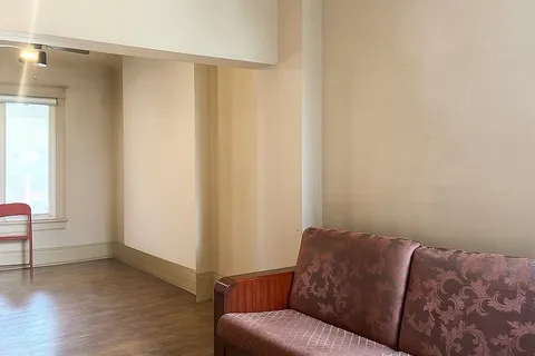 665 Ossington Avenue, ON M6G 3T6