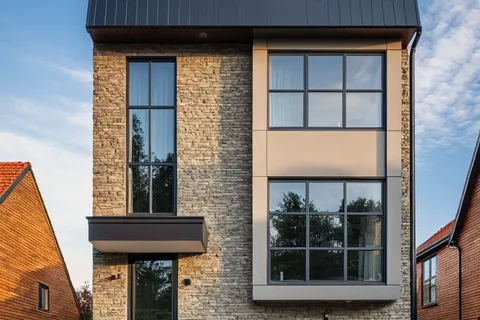 500 Atlas Avenue, ON M6C 3R3