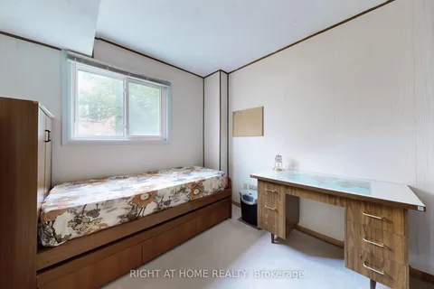 9 Festival Drive, ON M2R 3T9