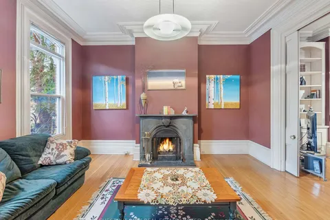 126 Seaton Street, ON M5A 2T3