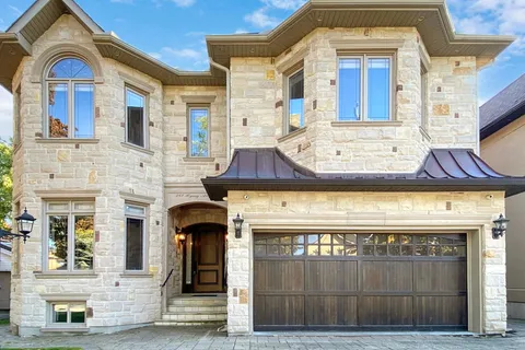 183 Byng Avenue, ON M2N 4K8