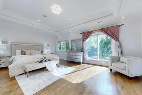 183 Byng Avenue, ON M2N 4K8