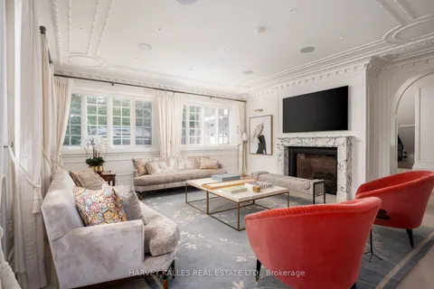 108 Sandringham Drive, ON M3H 1C9