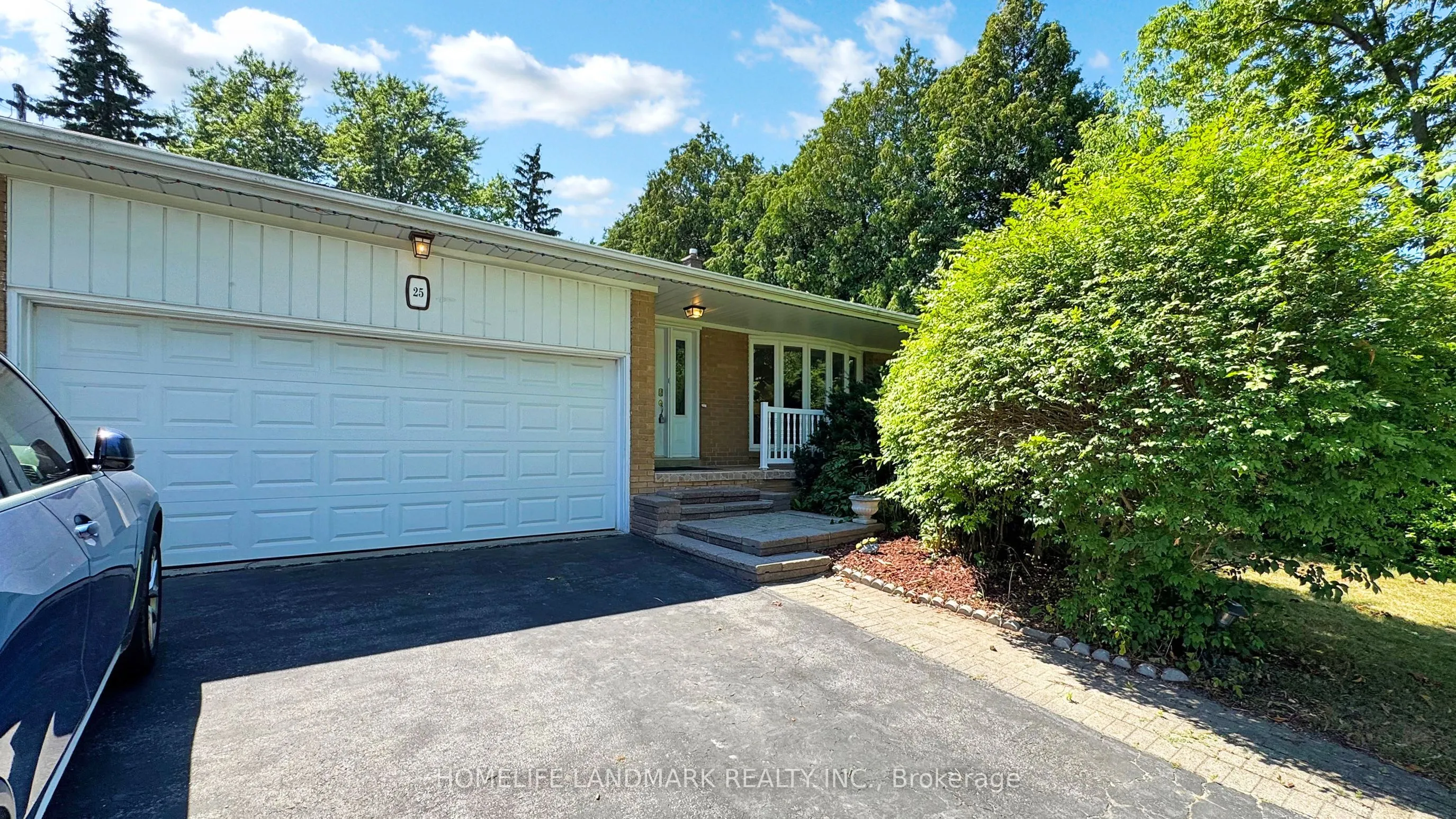 25 Greenyards Drive, ON M2M 2R7