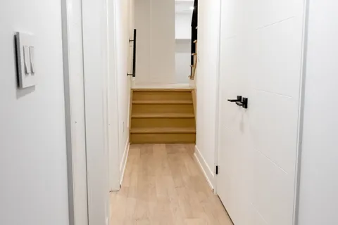 90 Johnston Avenue, ON M2N 1H2