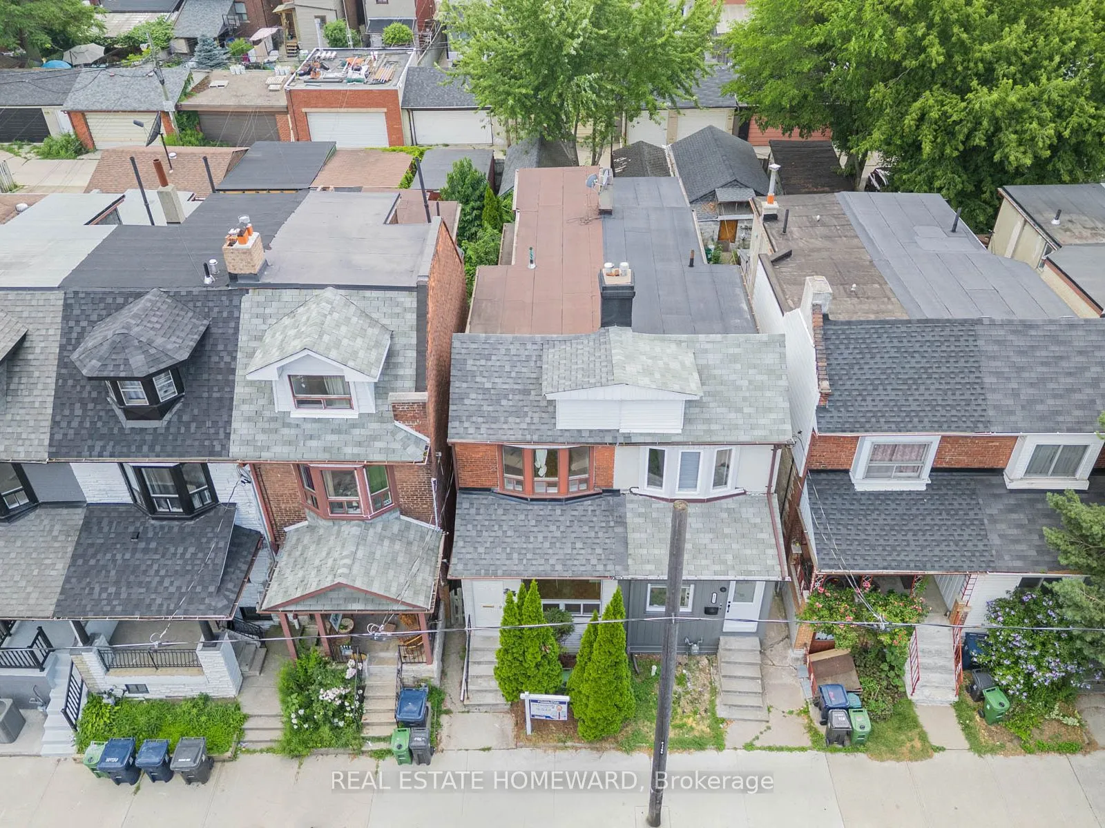 1188 Ossington Avenue, ON M6G 3W1