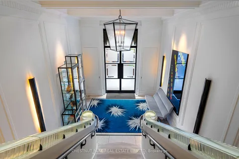 310 Palmerston Boulevard, ON M6G 2N5