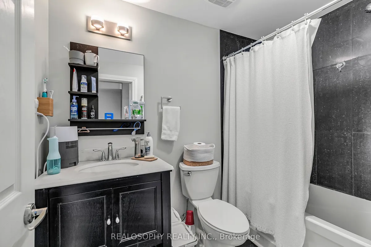 626 Huron Street, ON M5R 2R9