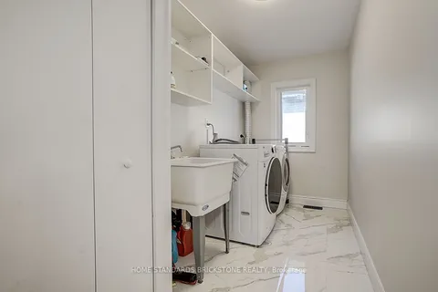 36 Abitibi Avenue, ON M2M 2V1