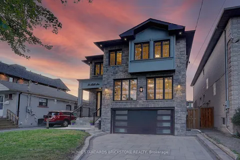 36 Abitibi Avenue, ON M2M 2V1