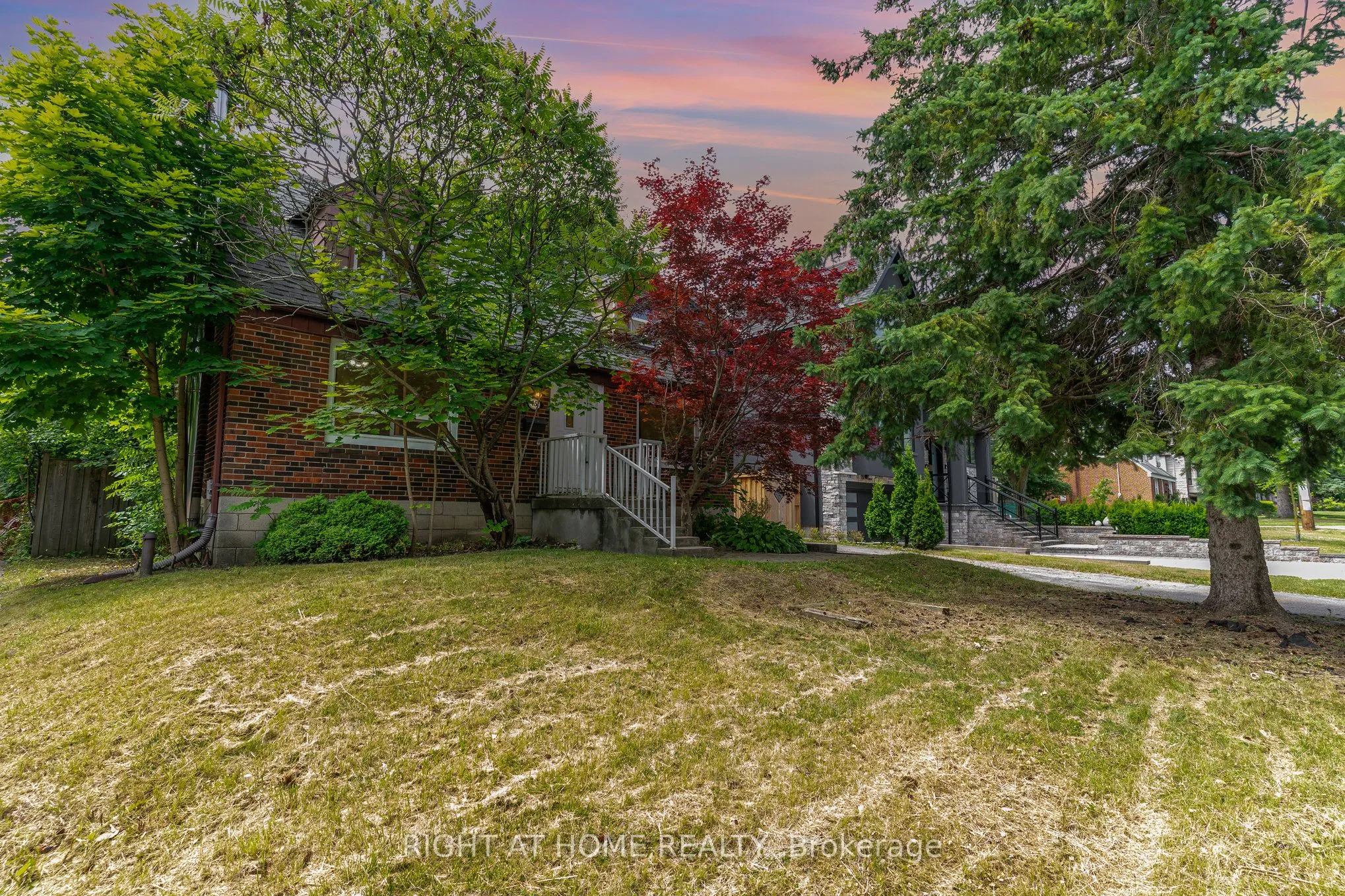 45 Yorkview Drive, ON M2N 2R9