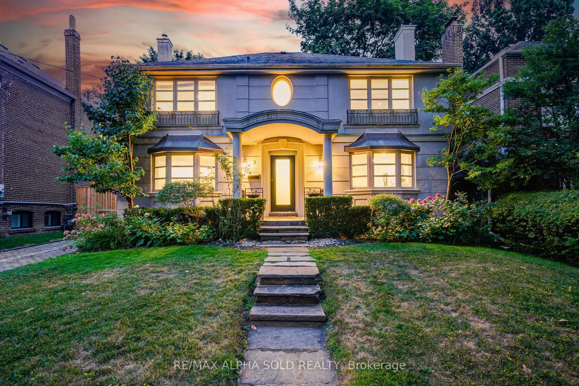 3 Silverwood Avenue, ON M5P 1W3