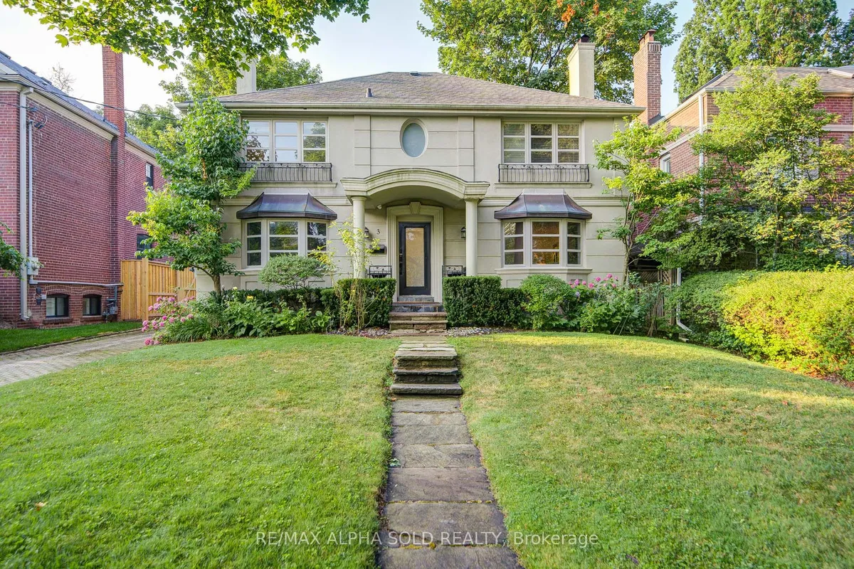 3 Silverwood Avenue, ON M5P 1W3