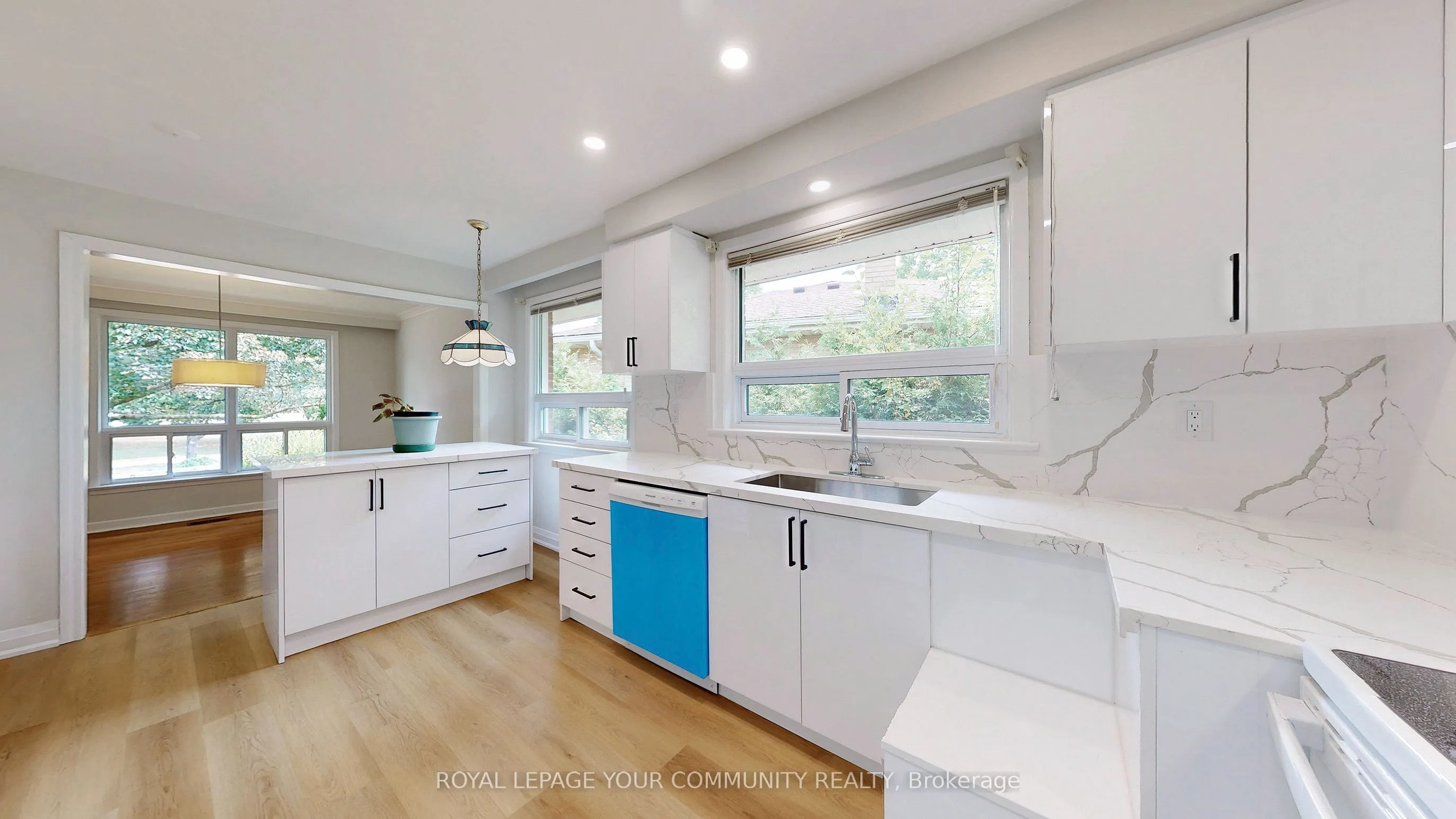 39 Silverview Drive, ON M2M 2B5