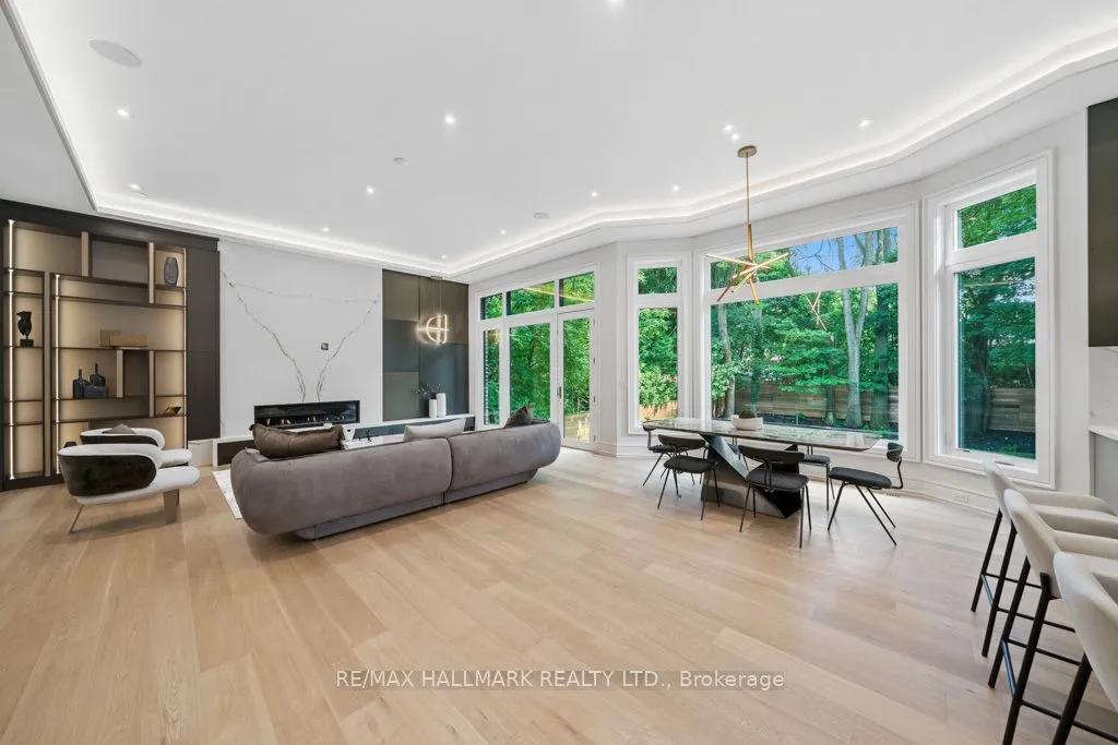 215 Northwood Drive, ON M2M 2K5