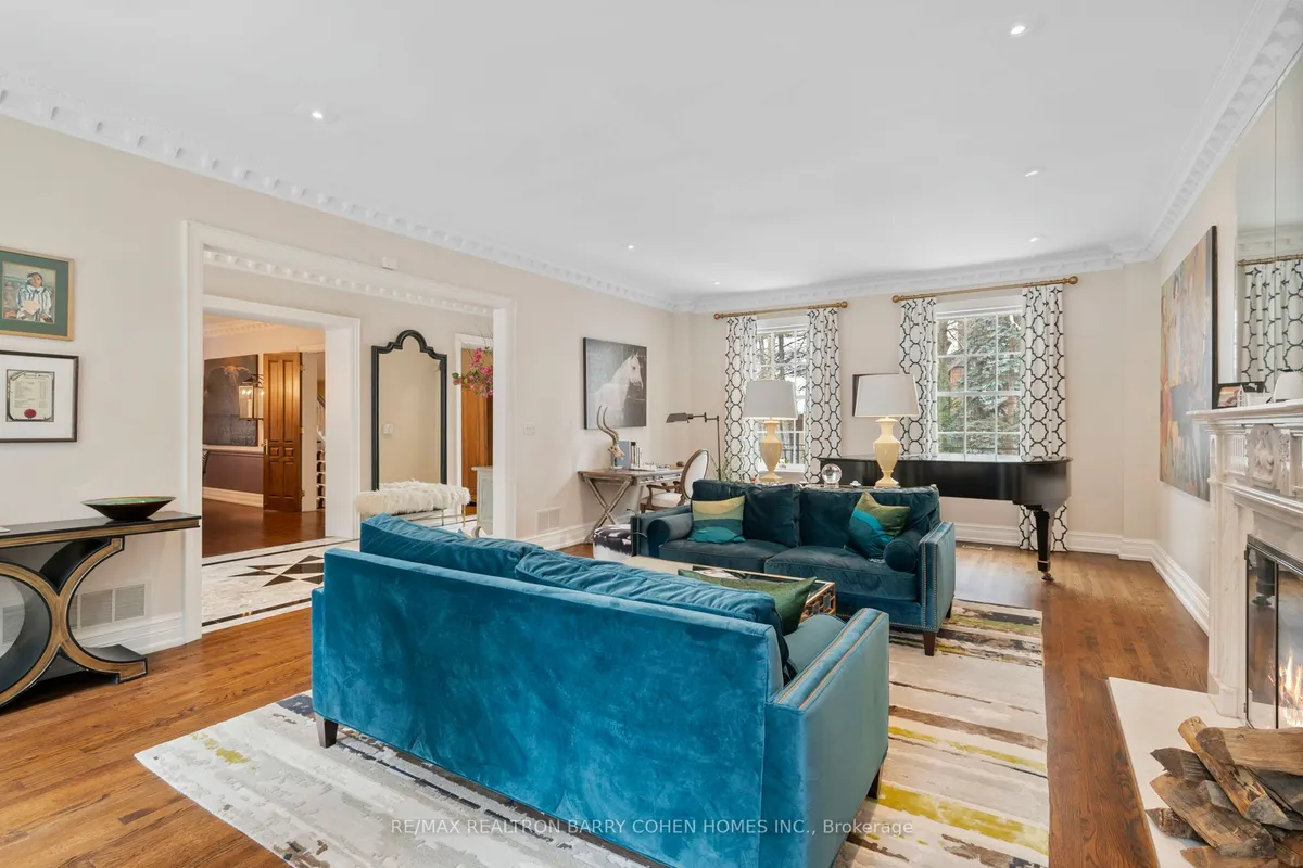 10 Pine Hill Road, ON M4W 1P6