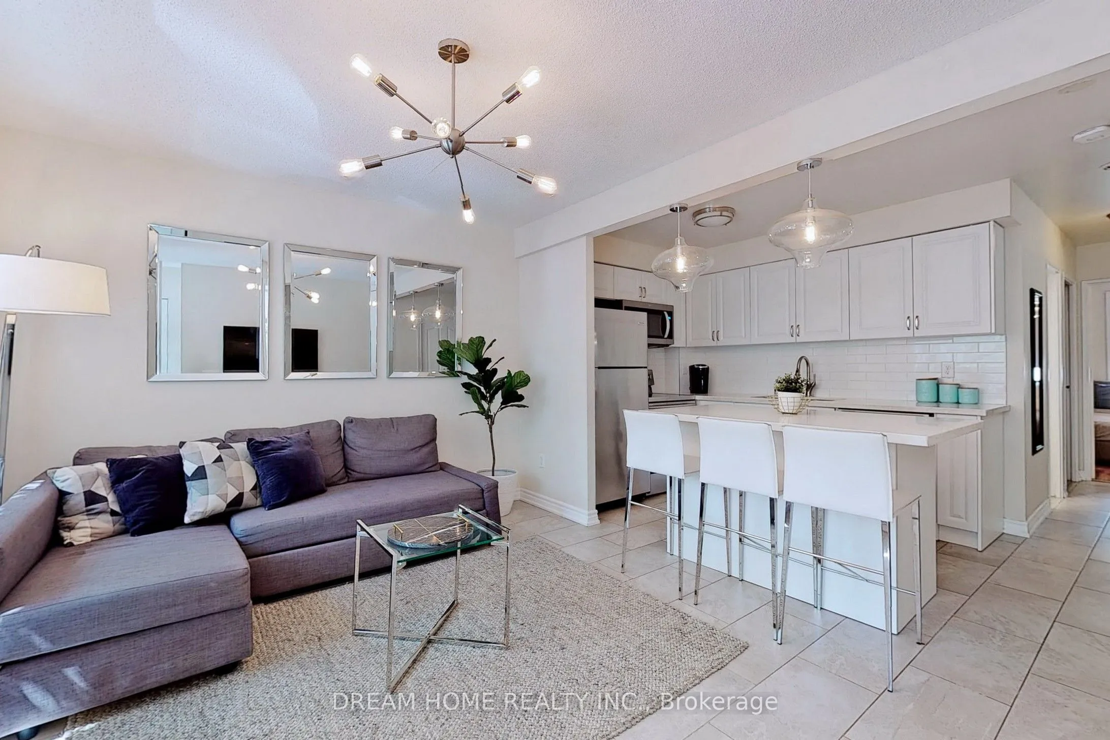 61 Cameron Street, ON M5T 2H1