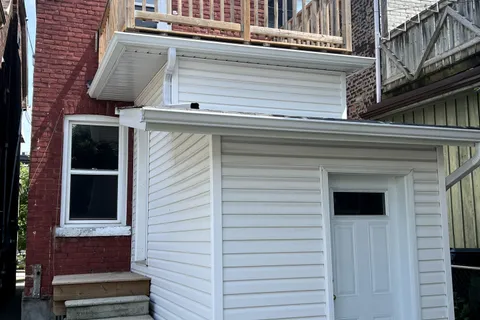 652 Crawford Street, ON M6G 3K2