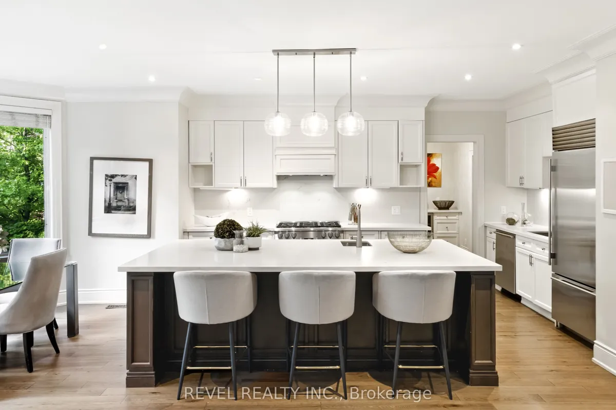 208 Carmichael Avenue, ON M5M 2X3