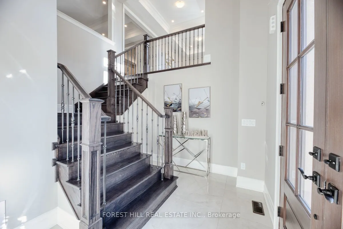 7 Becky Cheung Court, ON M2M 2E7