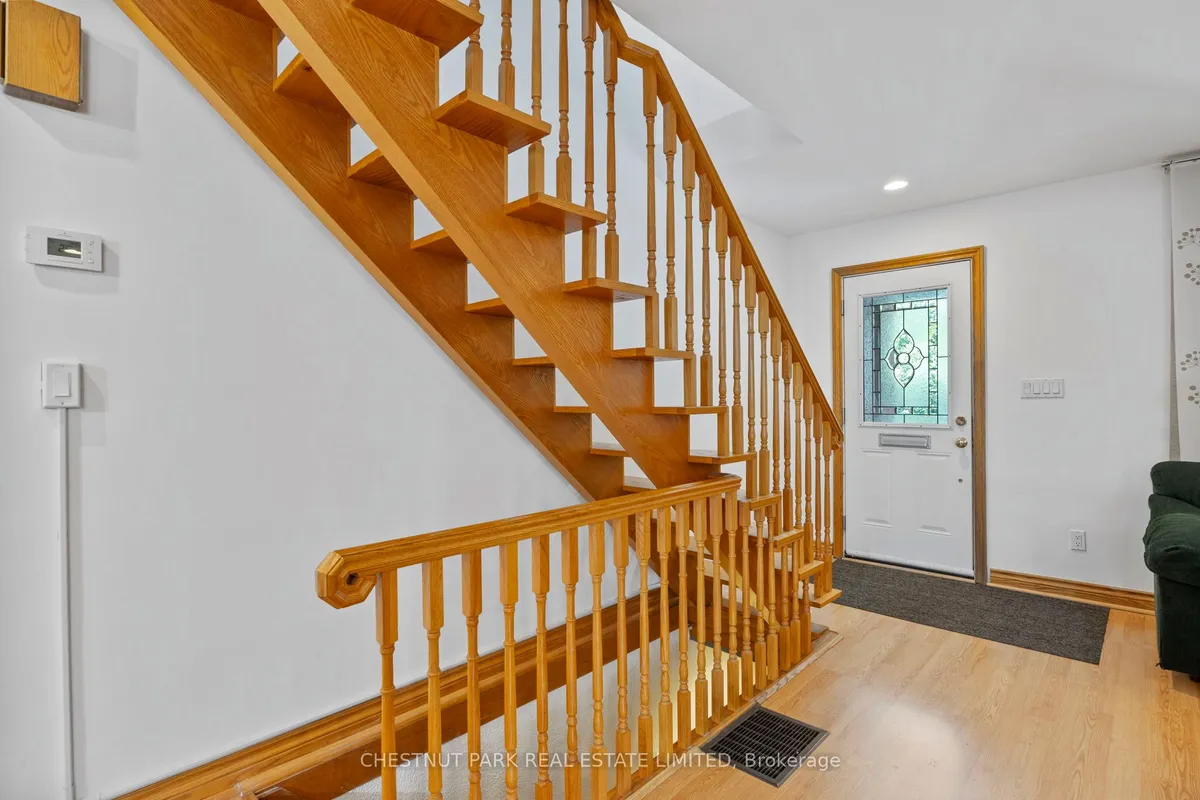 23 Edith Drive, ON M4R 1Y9