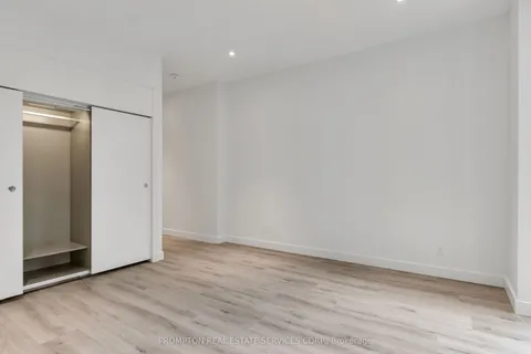 11 Gloucester Street, ON M4Y 1L8