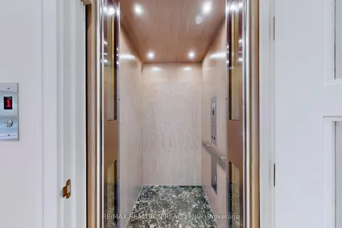 103 Bevdale Road, ON M2R 1L8