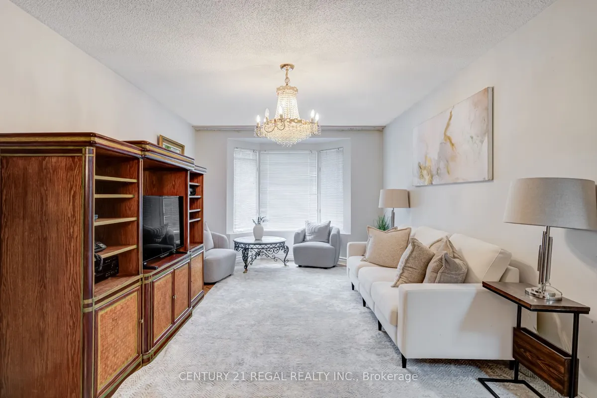 52 Ranee Avenue, ON M6A 1M9