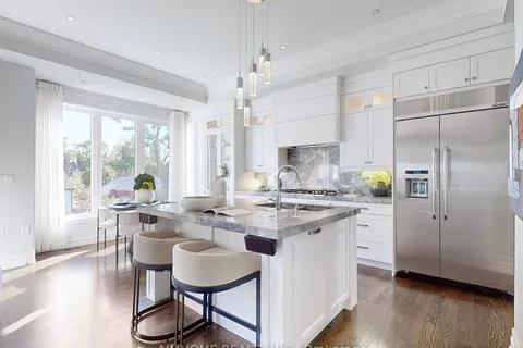 143 Kingsdale Avenue, ON M2N 3W8