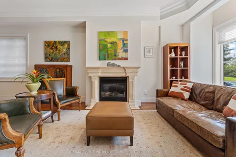 276 Greenfield Avenue, ON M2N 3E5