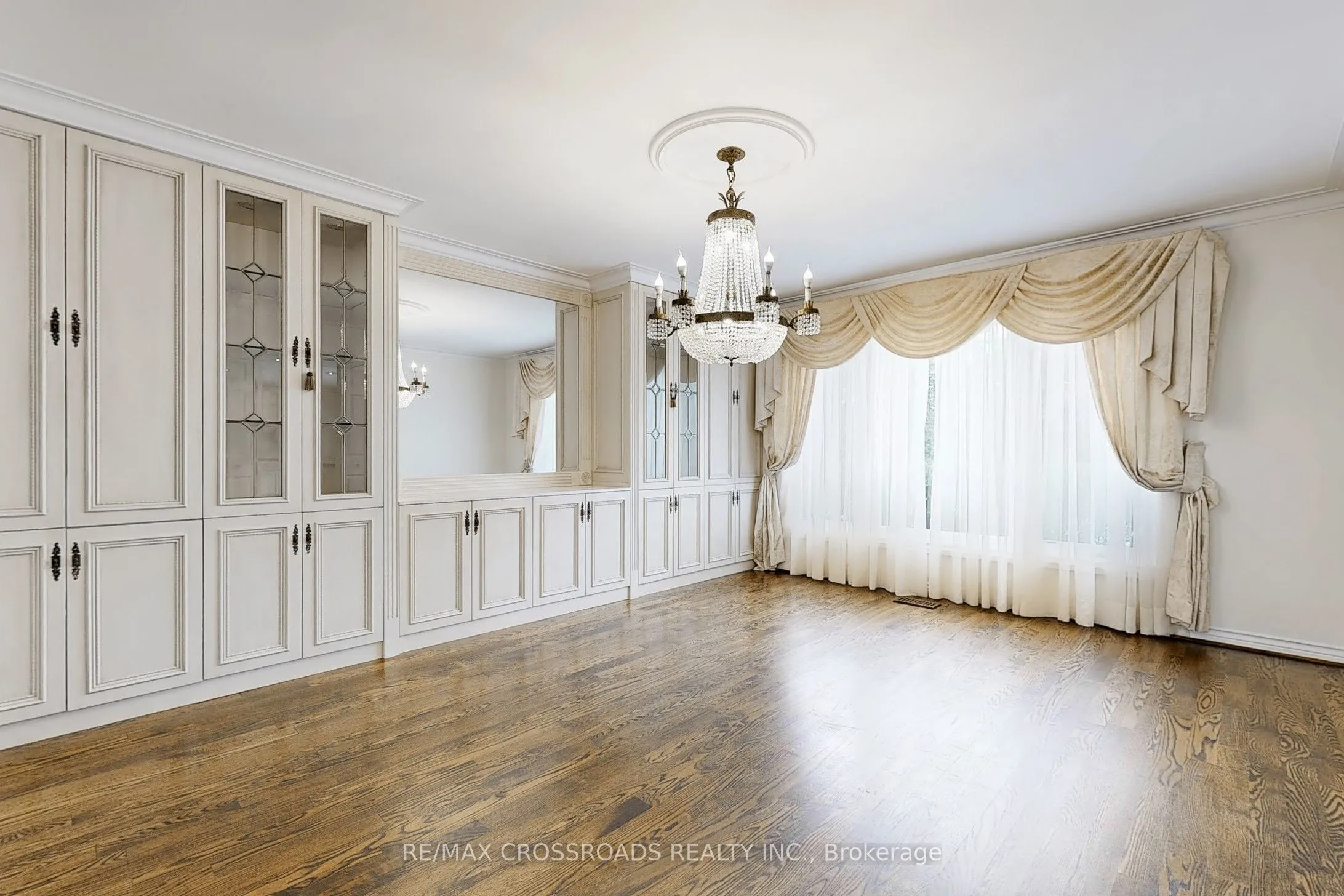 58 Cosmic Drive, ON M3B 3G2