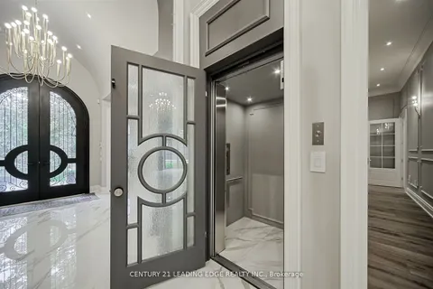 9 Sandpiper Court, ON M3A 3G7