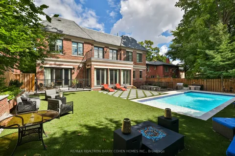 33 Stratheden Road, ON M4N 1E5