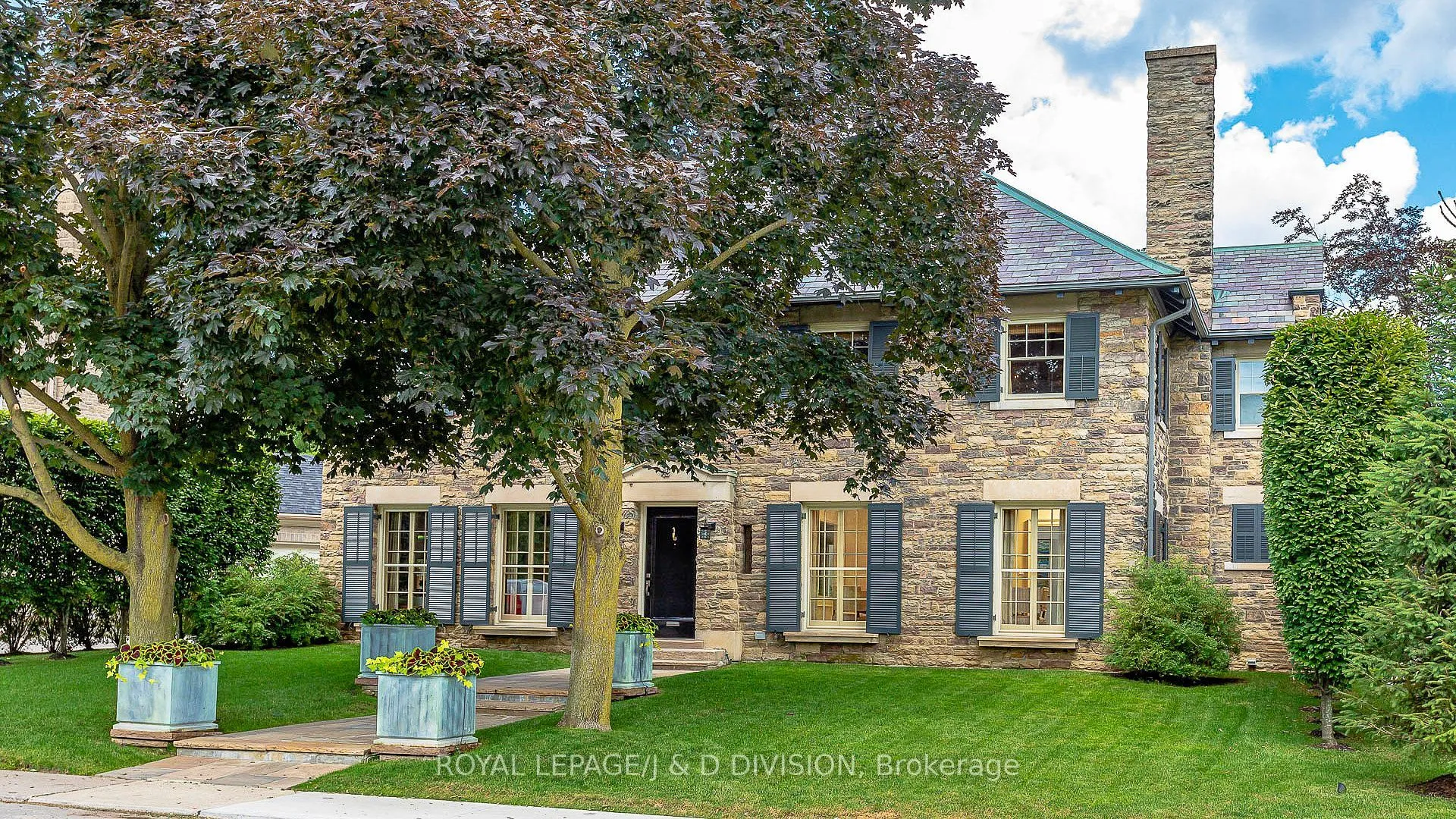 42 Lytton Boulevard, ON M4R 1L3