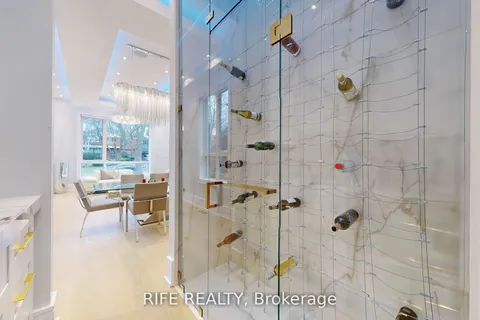 615 Briar Hill Avenue, ON M5N 1N4