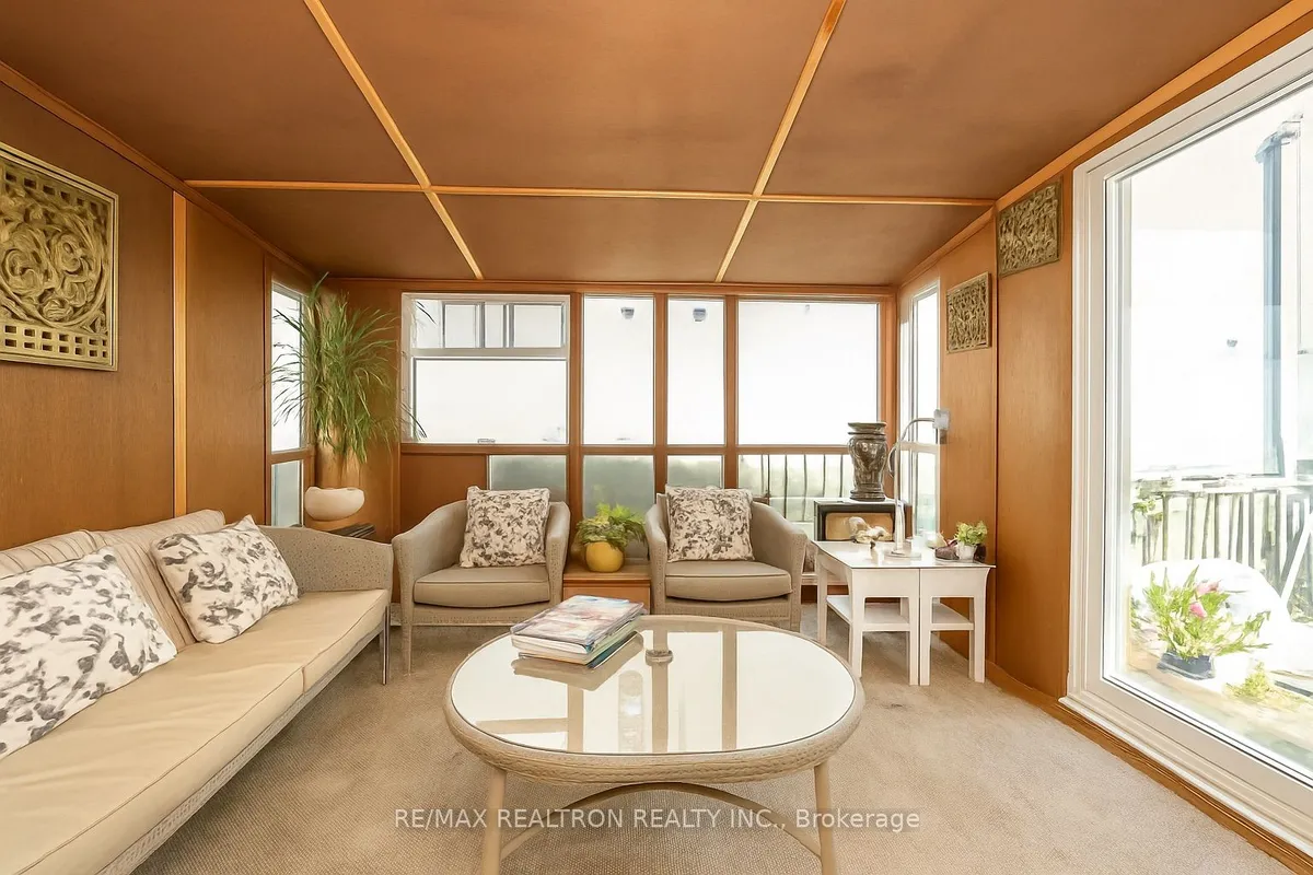 663 Woburn Avenue, ON M5M 1M2