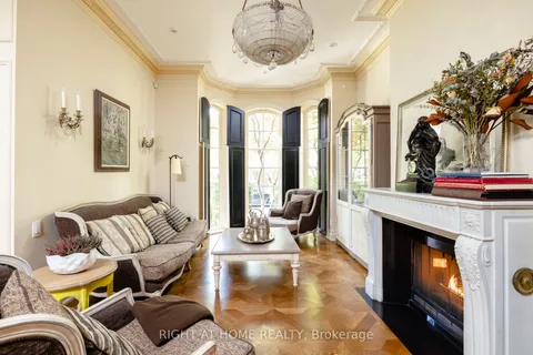 51 Hazelton Avenue, ON M5R 2E3