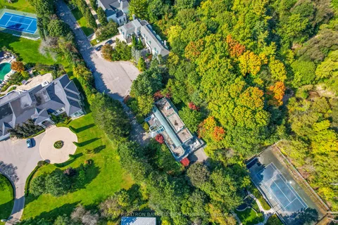 18 Timberglade Court, ON M2L 2Y2