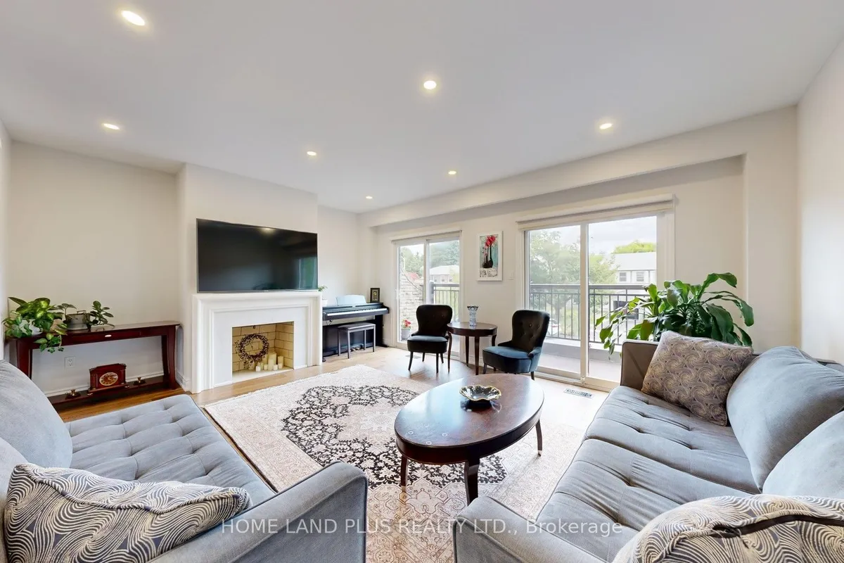 50 Stillwater Crescent, ON M2R 3S2