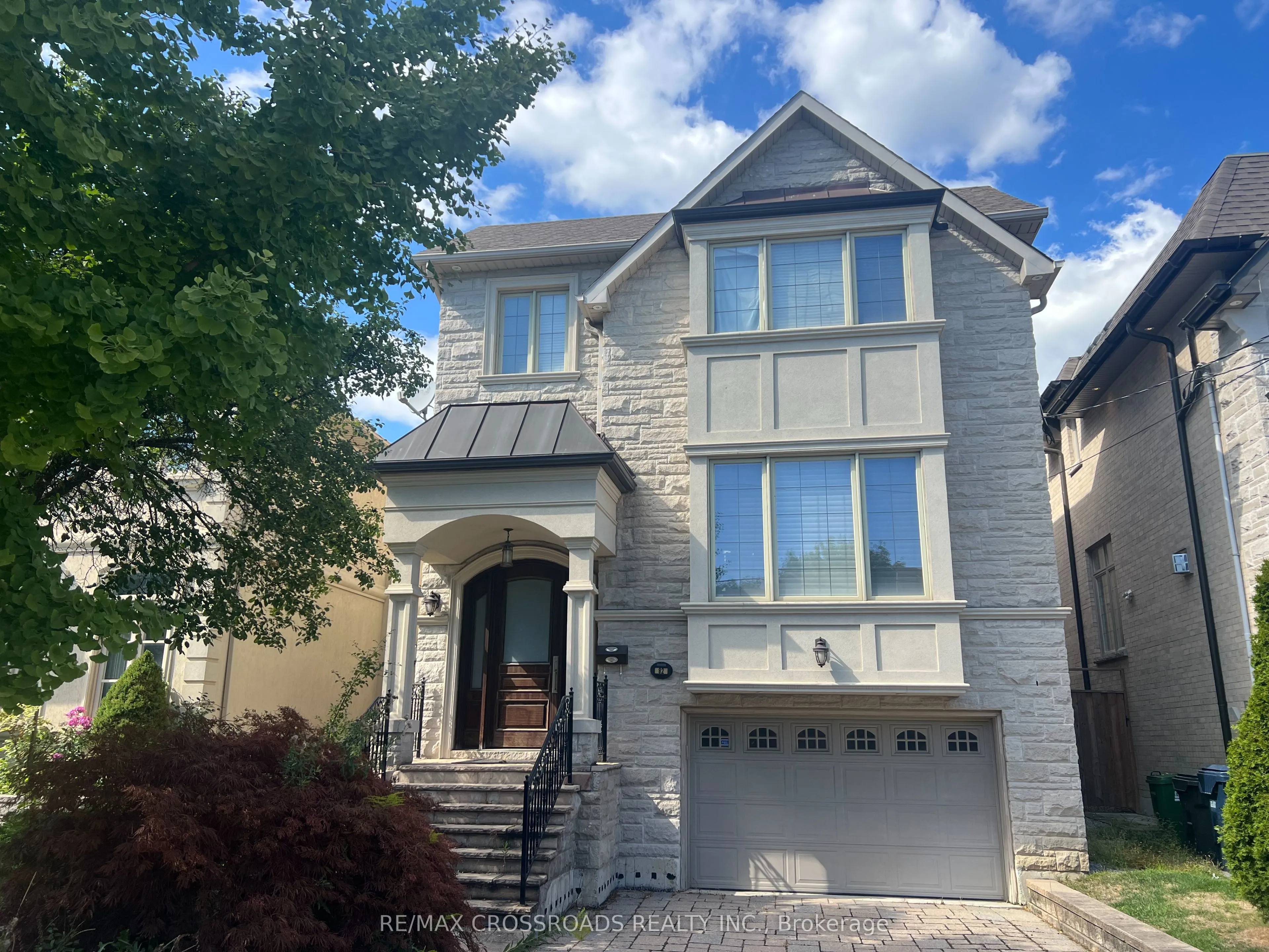 82 Holmes Avenue, ON M2N 4M2