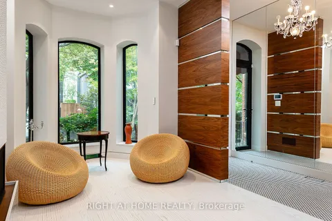 53 Hazelton Avenue, ON M5R 2E3